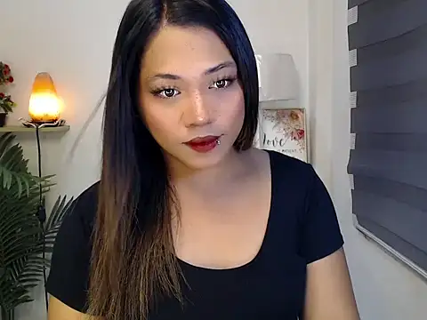 Snapshot of scarlett_brownx69 chatting on 03/23/26, 05:11 scarlett brownx69 online show from 03/23/26, 05:11