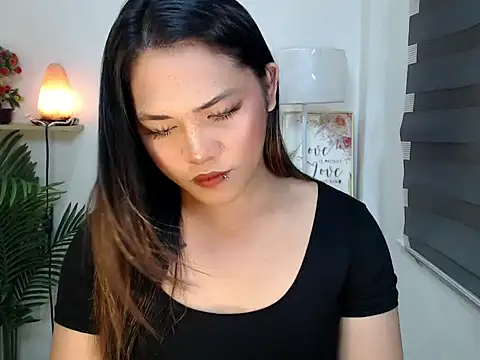 Snapshot of scarlett_brownx69 chatting on 03/27/26, 05:35 scarlett brownx69 online show from 03/27/26, 05:35