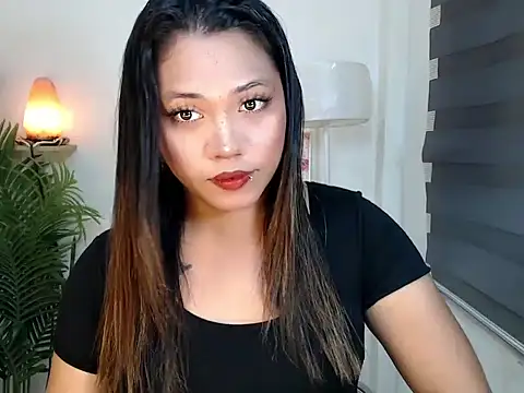 Snapshot of scarlett_brownx69 chatting on 04/20/26, 04:59 scarlett brownx69 online show from 04/20/26, 04:59