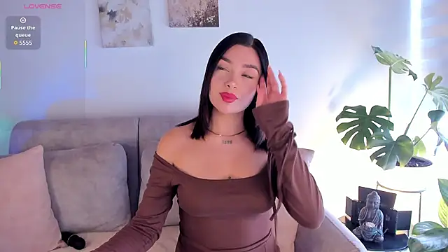 Snapshot of Estrer_collins chatting on 10/29/25, 08:21 Estrer collins online show from 10/29/25, 08:21