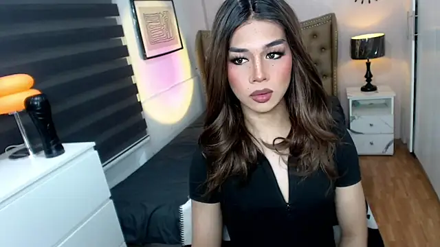 solana imani online show from 10/17/25, 02:41