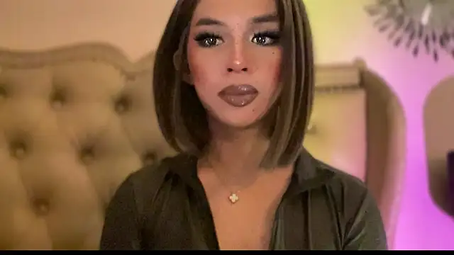 Snapshot of solana_imani chatting on 04/12/26, 05:12 solana imani online show from 04/12/26, 05:12