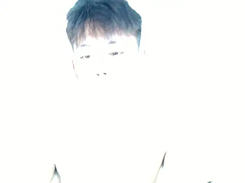 Snapshot of ynotyu chatting on 07/06/26, 03:03 ynotyu online show from 07/06/26, 03:03