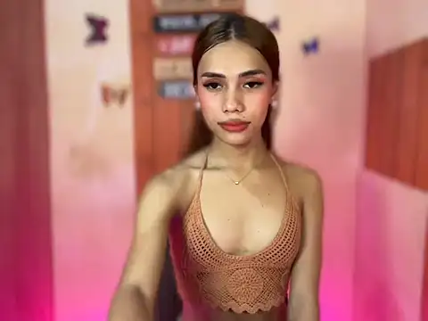 Snapshot of Lovelynikki03 chatting on 09/20/25, 06:58 Lovelynikki03 online show from 09/20/25, 06:58