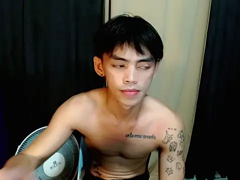 Snapshot of urhunky_boy chatting on 05/24/26, 09:47 urhunky boy online show from 05/24/26, 09:47