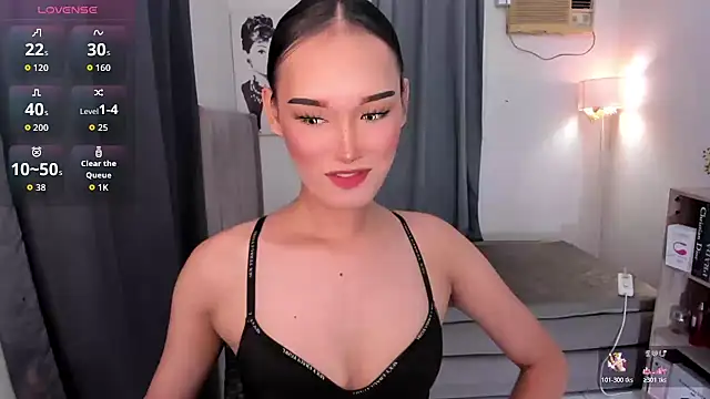 sensualmelody143 online show from 07/04/26, 12:00