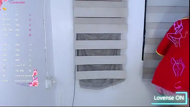 Lalisaslut18 online show from 02/17/26, 06:54