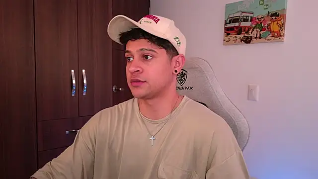 domsantiago  online show from 09/12/25, 09:48