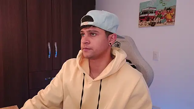 domsantiago  online show from 09/16/25, 03:18