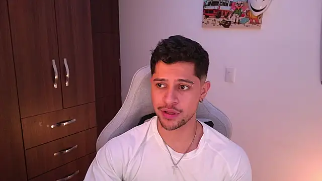 domsantiago  online show from 11/29/25, 02:14