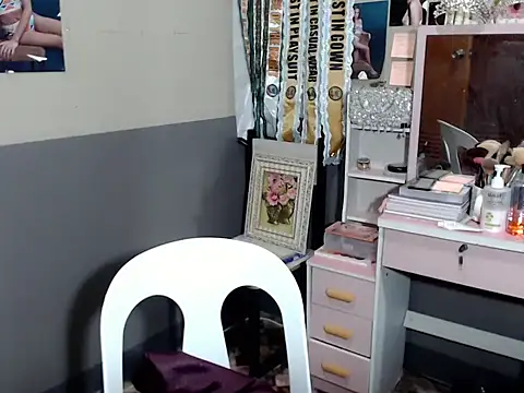 miya khali online show from 10/24/25, 06:59