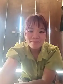 Snapshot of Nguyet135 chatting on 04/06/26, 03:48 Nguyet135 online show from 04/06/26, 03:48