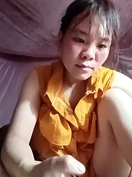 Snapshot of Nguyet135 chatting on 04/13/26, 02:00 Nguyet135 online show from 04/13/26, 02:00