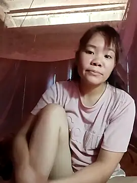 Snapshot of Nguyet135 chatting on 04/20/26, 01:30 Nguyet135 online show from 04/20/26, 01:30