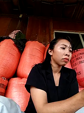 emaame68 online show from 10/03/25, 06:21