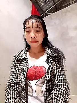 emaame68 online show from 10/18/25, 02:07