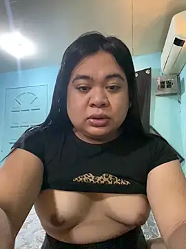 Snapshot of Im_ur_mother chatting on 04/01/26, 07:09 Im ur mother online show from 04/01/26, 07:09