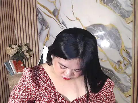 Snapshot of Im_ur_mother chatting on 04/08/26, 10:37 Im ur mother online show from 04/08/26, 10:37