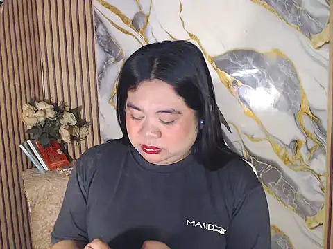 Snapshot of Im_ur_mother chatting on 04/09/26, 10:09 Im ur mother online show from 04/09/26, 10:09