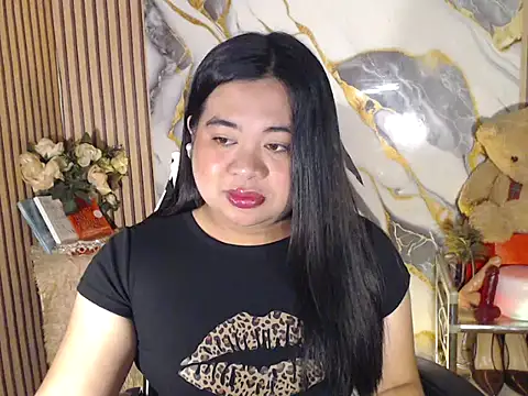 Snapshot of Im_ur_mother chatting on 04/13/26, 04:51 Im ur mother online show from 04/13/26, 04:51