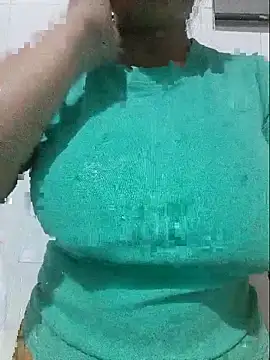 Shiny Babe online show from 02/10/26, 03:54