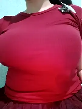 Snapshot of Shiny_Babe chatting on 06/07/26, 05:27 Shiny Babe online show from 06/07/26, 05:27