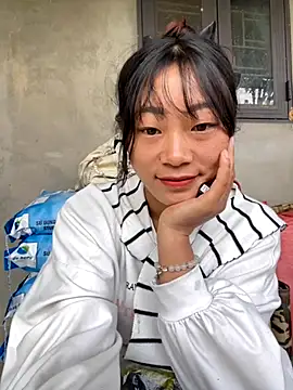 isaaa5 online show from 10/12/25, 04:33