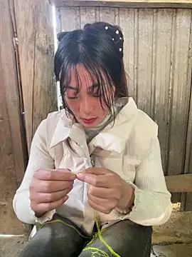 isaaa5 online show from 11/24/25, 08:25