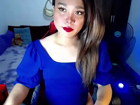 Snapshot of Urassiansweetcummer chatting on 03/25/26, 03:34 Urassiansweetcummer online show from 03/25/26, 03:34