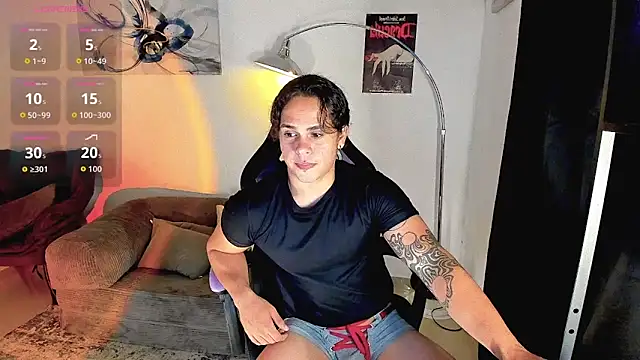Snapshot of Maximiliano_scoott__ chatting on 04/17/26, 10:46 Maximiliano scoott online show from 04/17/26, 10:46