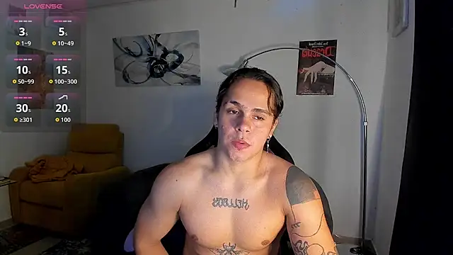Snapshot of Maximiliano_scoott__ chatting on 06/07/26, 07:28 Maximiliano scoott online show from 06/07/26, 07:28