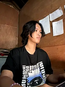 Snapshot of My_sweet_ladyboy chatting on 10/27/25, 04:44 My sweet ladyboy online show from 10/27/25, 04:44