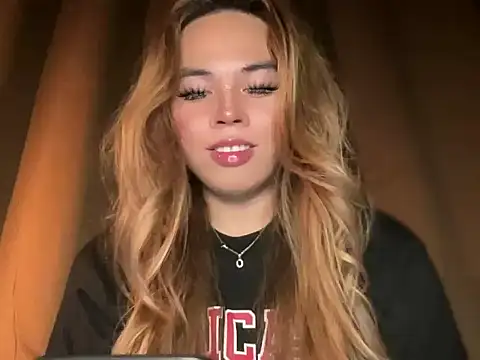 Snapshot of goddessofalltime chatting on 03/20/26, 12:21 goddessofalltime online show from 03/20/26, 12:21