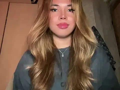 Snapshot of goddessofalltime chatting on 04/03/26, 03:59 goddessofalltime online show from 04/03/26, 03:59