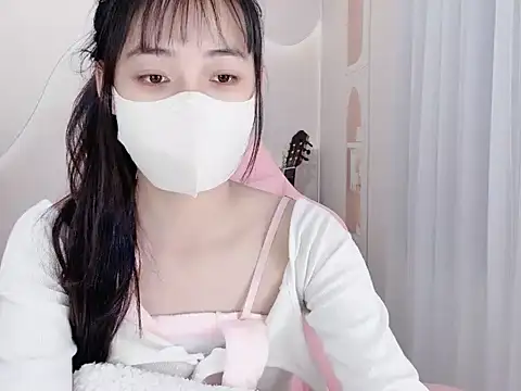 Snapshot of _KiuAnh_22 chatting on 05/04/26, 03:24 KiuAnh 22 online show from 05/04/26, 03:24