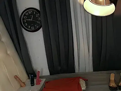 Foxxy Barbie online show from 04/06/26, 05:52