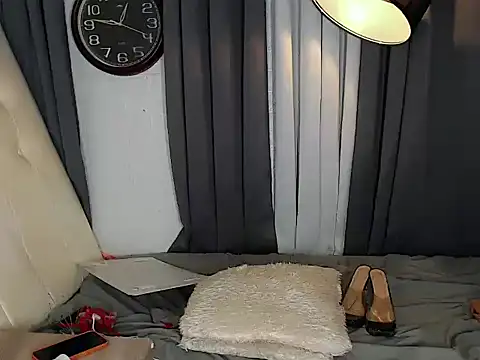 Foxxy Barbie online show from 04/25/26, 06:05