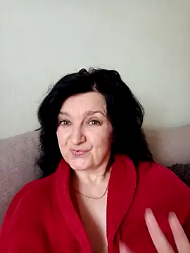 Snapshot of MilaSky4701 chatting on 10/05/25, 09:29 MilaSky4701 online show from 10/05/25, 09:29