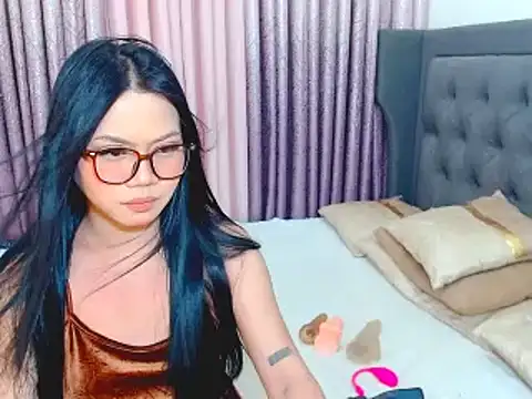 Camilla morena25 online show from 11/12/25, 03:23