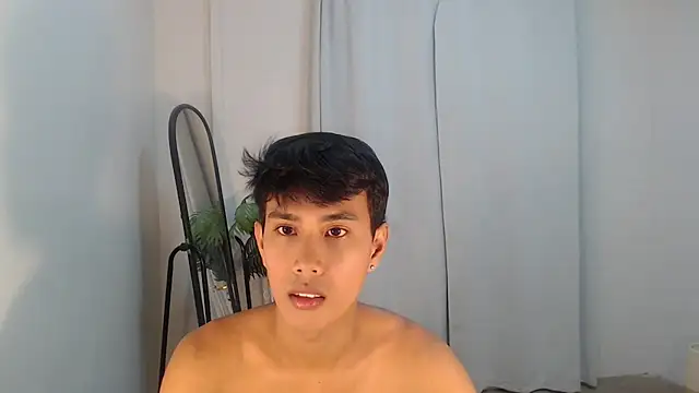 Snapshot of shokolet_2001 chatting on 09/09/25, 11:32 shokolet 2001 online show from 09/09/25, 11:32