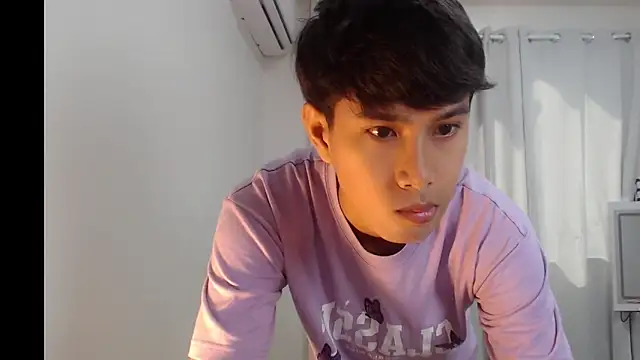 Snapshot of shokolet_2001 chatting on 12/04/25, 04:11 shokolet 2001 online show from 12/04/25, 04:11