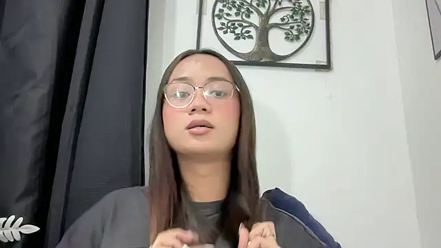 Snapshot of Zialustts chatting on 03/17/26, 01:58 Zialustts online show from 03/17/26, 01:58