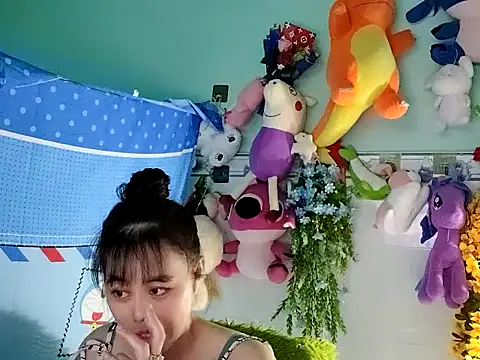 emgaixinhngoan online show from 11/02/25, 04:31