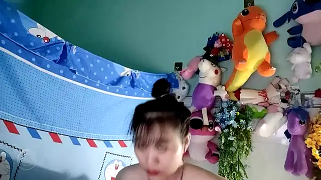 emgaixinhngoan online show from 11/22/25, 03:27