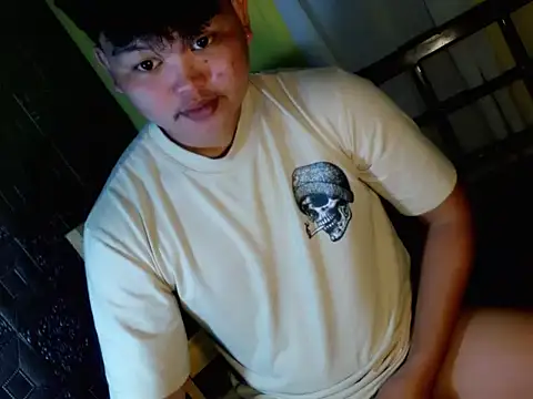 Reynelcock online show from 11/28/25, 07:00