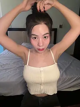 Snapshot of -katinat- chatting on 03/07/26, 06:43 -katinat- online show from 03/07/26, 06:43