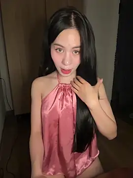 Snapshot of -katinat- chatting on 04/13/26, 12:21 -katinat- online show from 04/13/26, 12:21