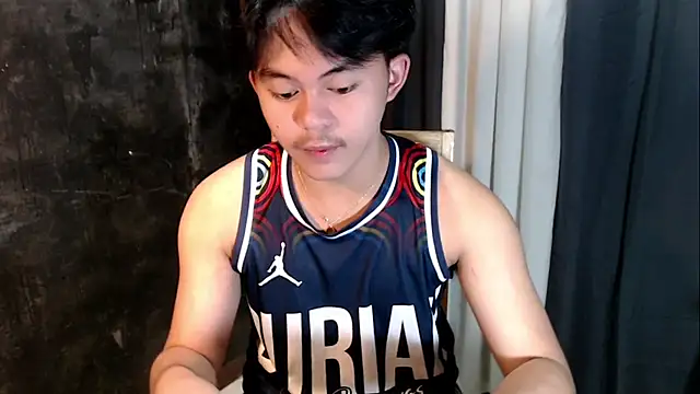 urguy toshi online show from 10/19/25, 06:19