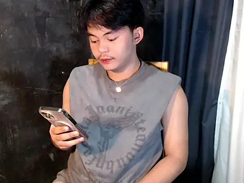 urguy toshi online show from 10/23/25, 01:27