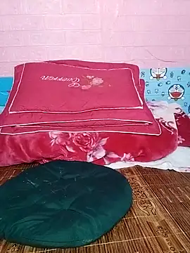 Snapshot of Heny_LT chatting on 10/29/25, 02:36 Heny LT online show from 10/29/25, 02:36